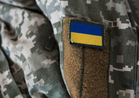 Военный обозреватель объяснил страсть бойцов ВСУ к розовой экипировке