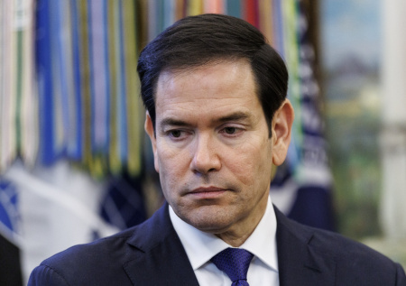 Стало известно о попытках Рубио настроить Трампа против Путина