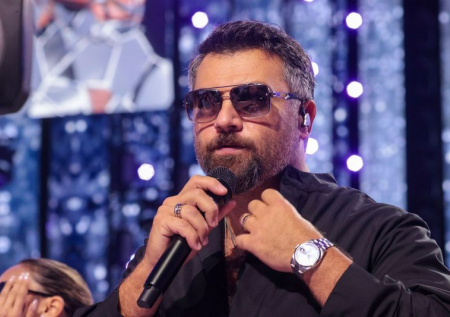 Инвалидность, операция, скандал из-за Ковальчук: куда пропал певец Чумаков