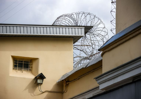 Суд отправил в колонию отца троих убитых в Канске детей