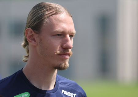 В ГД ответили, связано ли игровое время Сафонова с украинцем Забарным