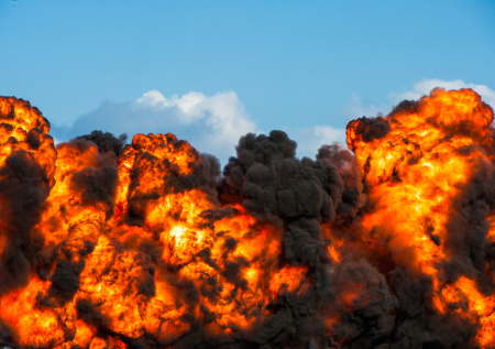 Момент взрыва в Калифорнии попал на видео