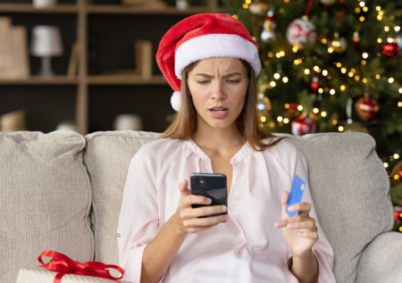 Банк не выдает кредитку: чем ее заменить, если не хватает на Новый год