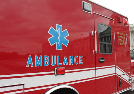 В Калифорнии дом взлетел на воздух из-за утечки газа