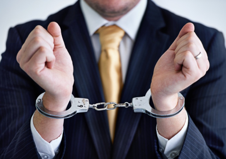 На Камчатке разгорелся громкий скандал с арестом бывшего чиновника