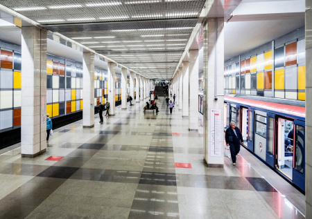 Иностранцы не поверили в реальность московского метро