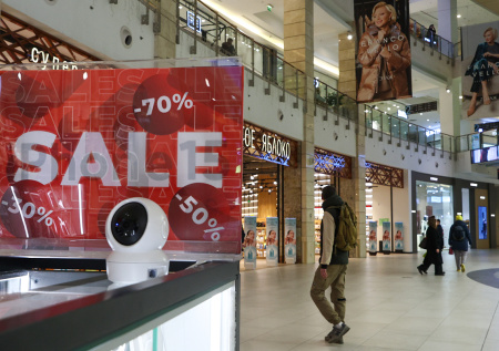 Половина россиян хочет успеть совершить крупные покупки до Нового года