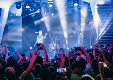 Украинскую группу Quest Pistols подловили на двойных стандартах