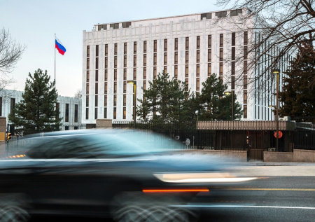 Американский ученый рассказал о помощи России в осознании себя