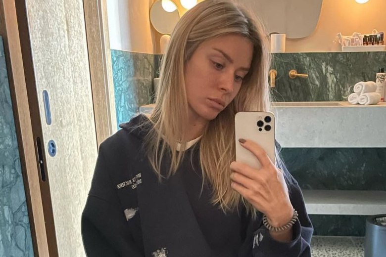 Елена Максимова