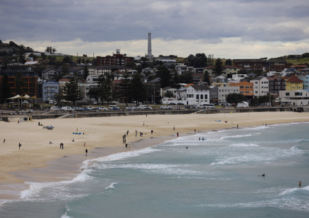 Выстрелы прогремели на одном из самых популярных пляжей Австралии