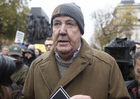 Известный ведущий объявил бойкот правящим политикам в Великобритании