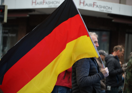 Жители европейской страны указали на тотальные проблемы со свободой слова