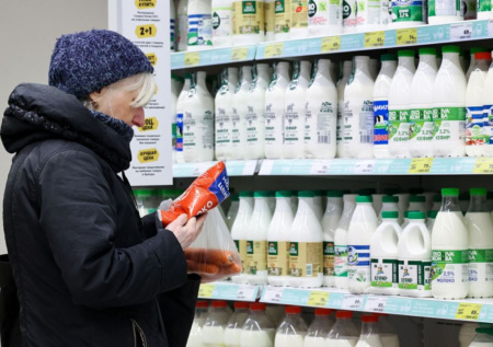 Озвучено, сколько денег россияне потратят на новогодний стол