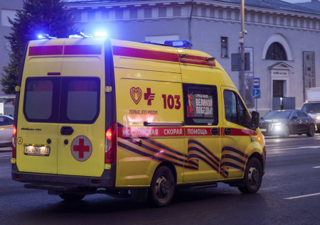 Ребенок умер спустя час после рождения в надувном бассейне