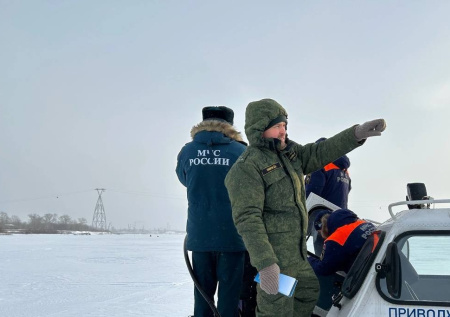 Свыше 100 человек присоединились к поискам загадочно исчезнувших туристов