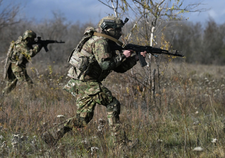 Покровск, Купянск, Озерное: хорошие и плохие новости фронта СВО 15 декабря