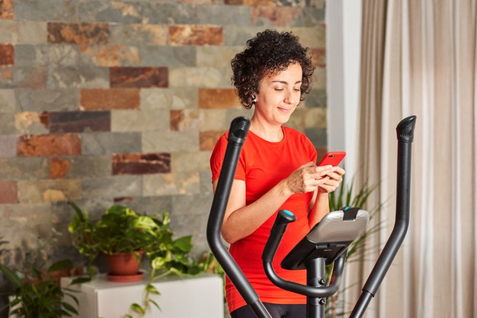 Выбираем эллипсоидный тренажер: гид по параметрам