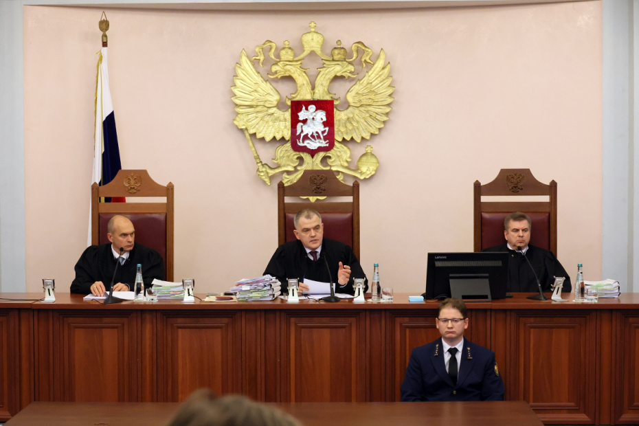 Рассмотрение жалобы покупательницы квартиры певицы Долиной в Москве