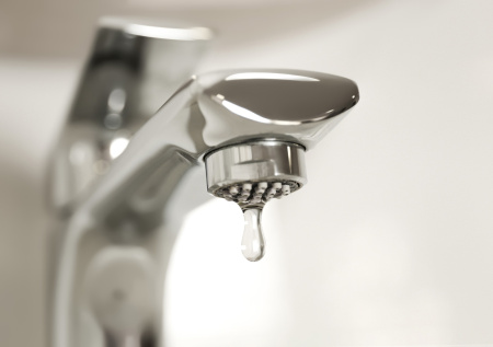 Десятки тысяч людей в российском регионе остались без воды