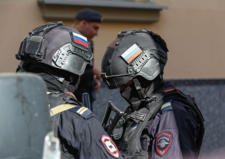 Появились кадры из школы, в которую ворвался вооруженный подросток