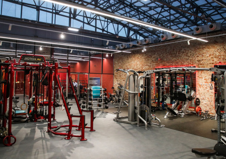 Как выбрать абонемент в спортзал и не потерять деньги: чек-лист 2025-2026