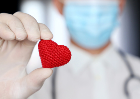 Рот на замок и замереть! Научим, как правильно измерять давление