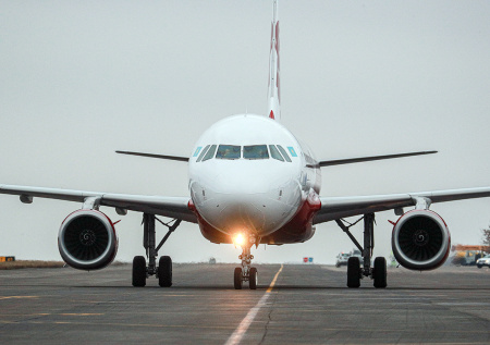 На борту самолета казахской авиакомпании произошло задымление