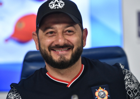 «У него своя жизнь»: Галустян не общается со Светлаковым? Связано ли с СВО