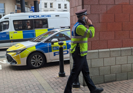 Мужчины похитили 12-летнюю девочку и насиловали ее три дня