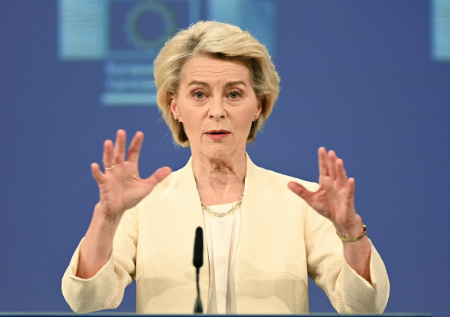Не только на Украину: Глава ЕК рассказала свое мнение про Россию