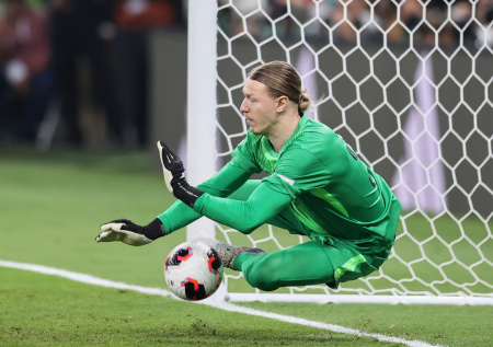 «Высочайший класс»: Миронов предложил наградить Сафонова после матча ПСЖ