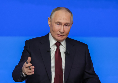 Путин высказался о ценах на льготные лекарства в аптеках