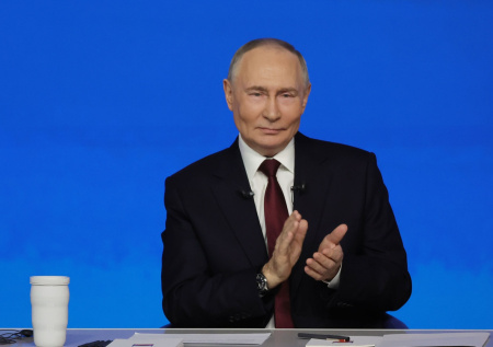 Путин указал, какая мода на самом деле нужна России