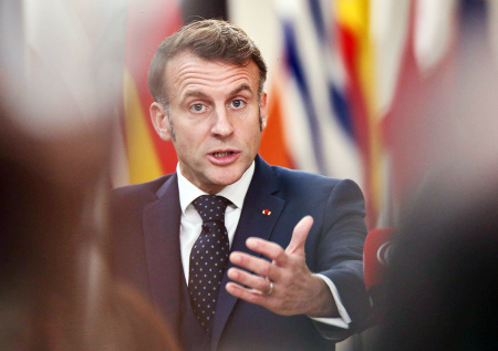 Макрон выдвинул Европе неожиданное предложение по России