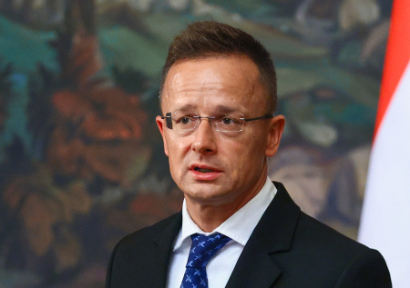 Сийярто заявил о готовности ряда стран Европы к вражде с Россией