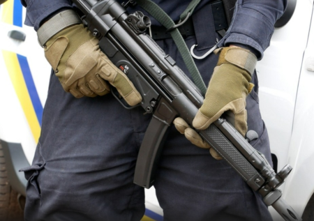 Российский боец спас товарища под огнем противника