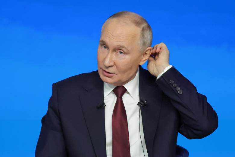 19 декабря 2025 года. Президент РФ Владимир Путин отвечает на вопросы во время специальной программы «Итоги года»