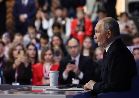 Путин оценил готовность Киева обсуждать территориальный вопрос