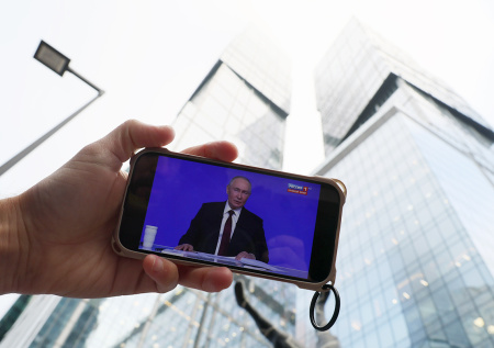 Назван топ-5 главных тем прямой линии Путина