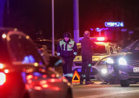 Подросток на авто сбил школьницу, перебегавшую дорогу