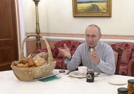 Владелец «Машеньки» рассказал, повлиял ли вопрос Путину на клиентов