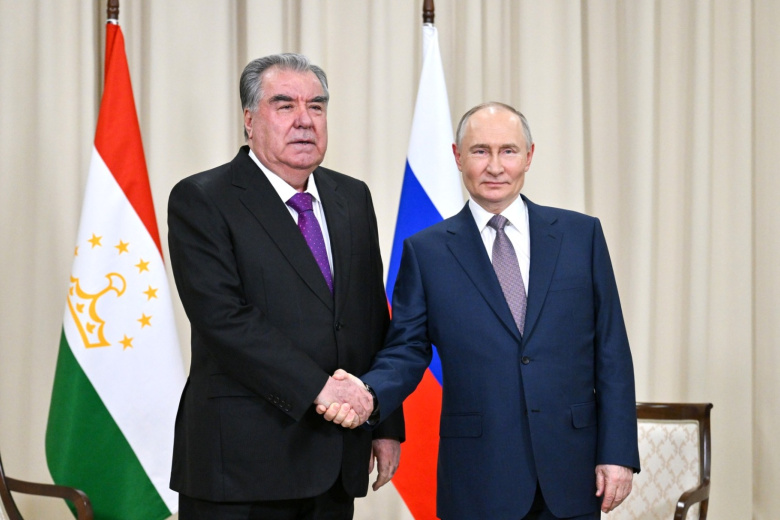 Владимир Путин и Эмомали Рахмон