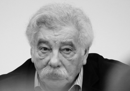 Умер бывший директор Российского этнографического музея