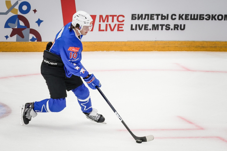 Артемий Панарин