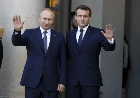 В Париже задумались о проведении встречи Путина и Макрона