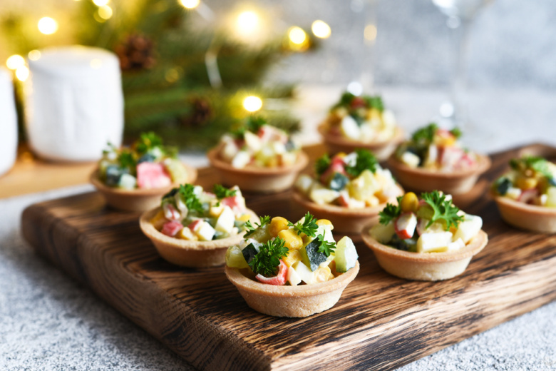 Идеальные закуски для Нового года: готовятся за 15 минут