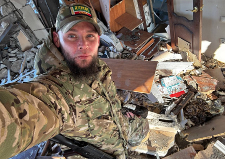 Доброволец «Ахмата» раскрыл, кто стравливает русских, чеченцев и украинцев