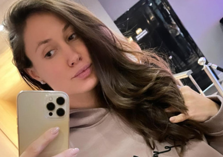 «Не измена»: Елена Товстик о связах мужа с женщинами во время беременности