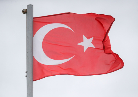 Заседание в парламенте Турции закончилось массовой дракой